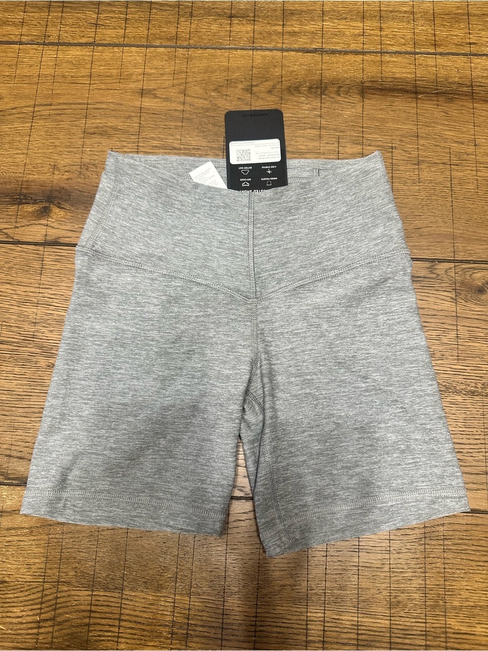 Fabletics HeatherFlex High-Waisted 6" Shorts in Classic Grey Heather XS NWT